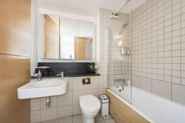 Becquerel Court, Greenwich, SE10