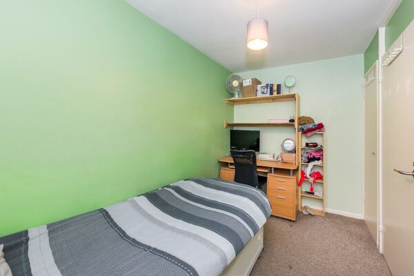 Foremark Close, Hainault, IG6