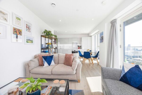 Effra Gardens, Canning Town, E16