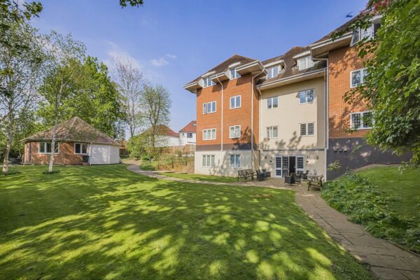Brook Lodge, Ongar, CM5