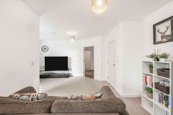 Frederic Court E14