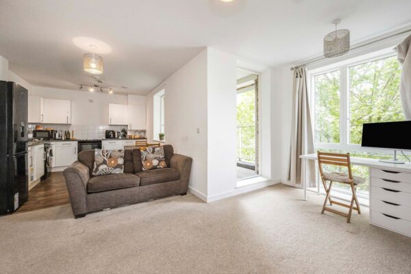 Frederic Court E14