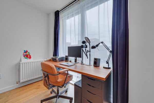 Guthrum Court, Galleons Reach, E16