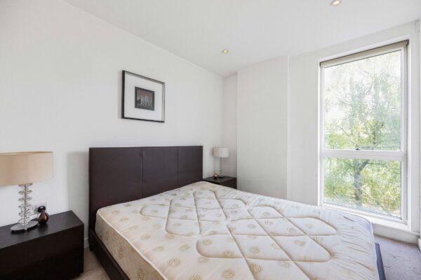 Ceram Court, Bow, E3