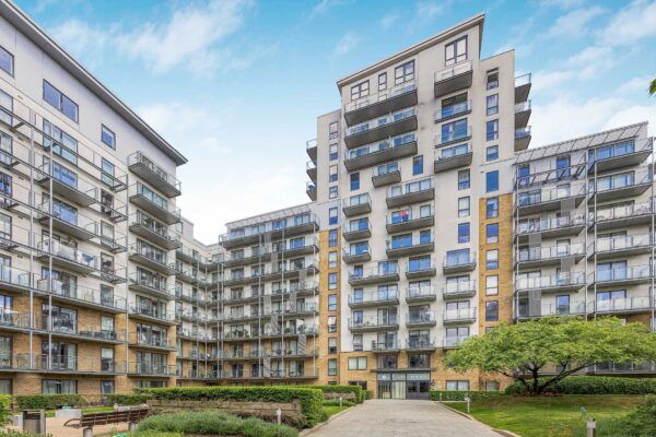 Ceram Court, Bow, E3
