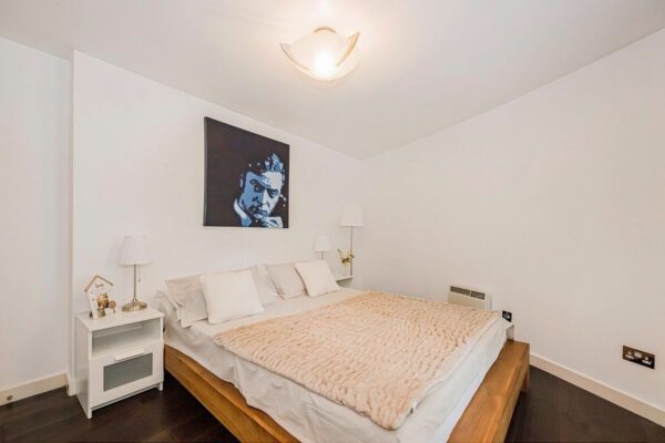 Berglen Court, Limehouse, E14