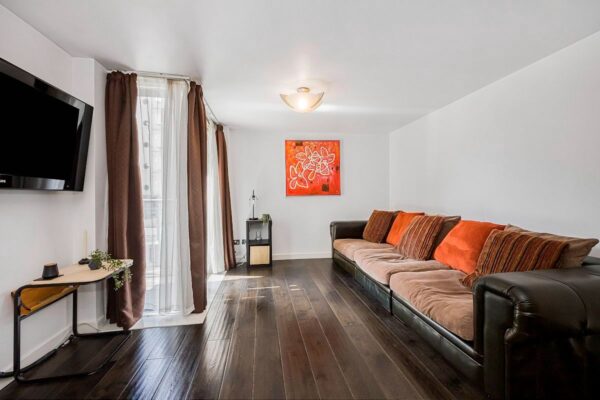 Berglen Court, Limehouse, E14