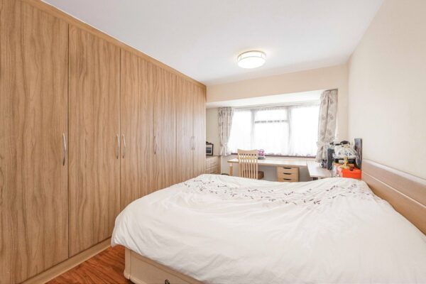 Peel Drive, Clayhall, IG5