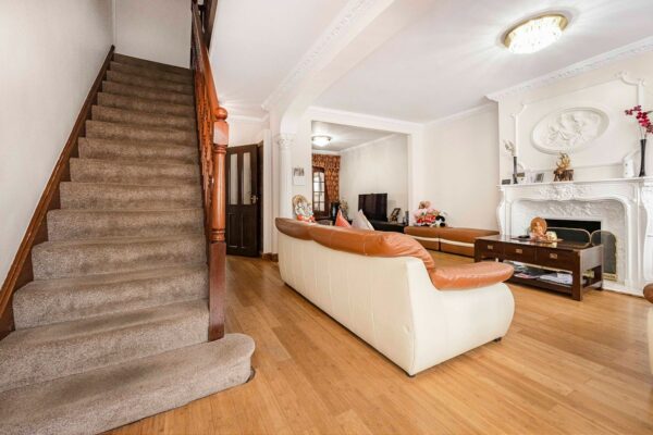 Peel Drive, Clayhall, IG5
