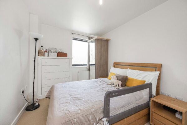 Douglas Path, Isle of Dogs, E14