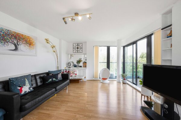 Douglas Path, Isle of Dogs, E14