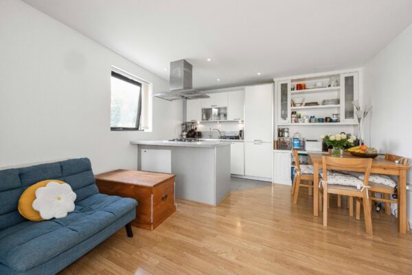Douglas Path, Isle of Dogs, E14