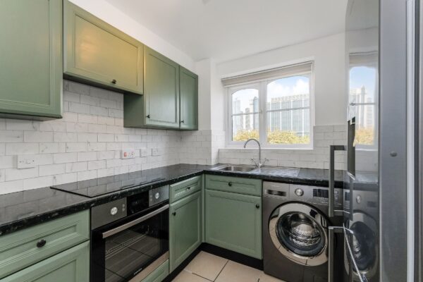 Wheat Sheaf Close, Isle of Dogs, E14