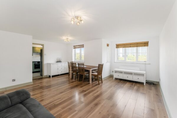 Wheat Sheaf Close, Isle of Dogs, E14