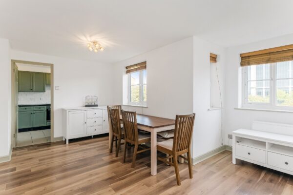 Wheat Sheaf Close, Isle of Dogs, E14