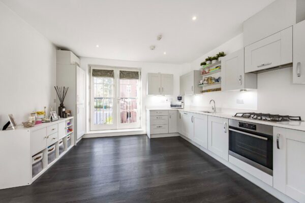 Collison Avenue, Barnet, EN5