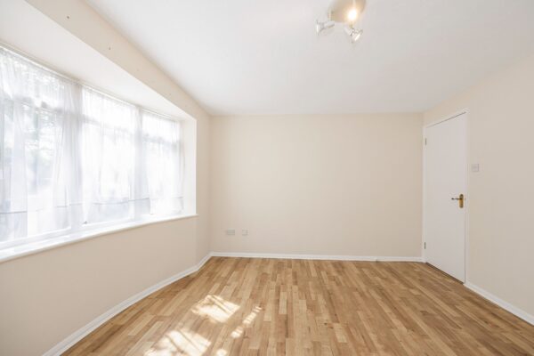 Catherine Court, Newbury Park, IG2