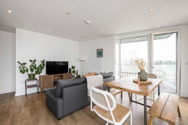 Fairway Court, Bow, E3