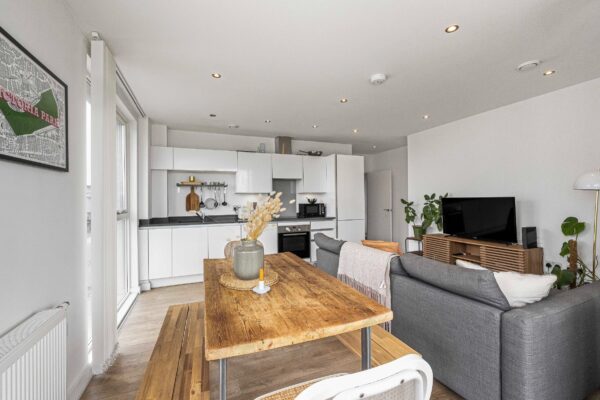 Fairway Court, Bow, E3