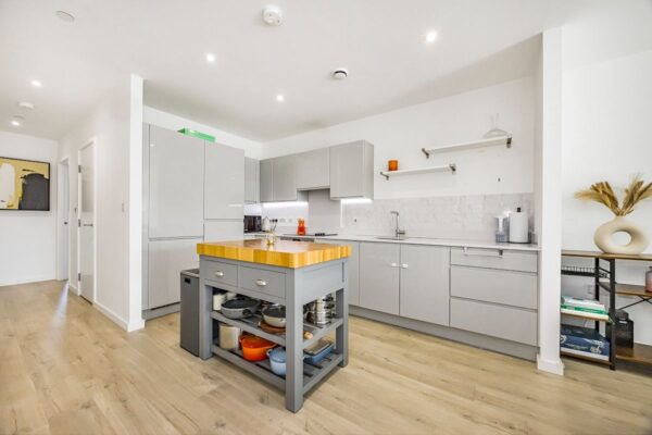 Effra Gardens, Canning Town, E16