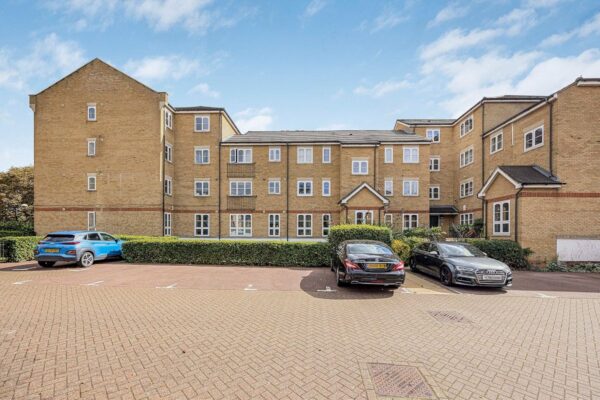 Wheat Sheaf Close, London