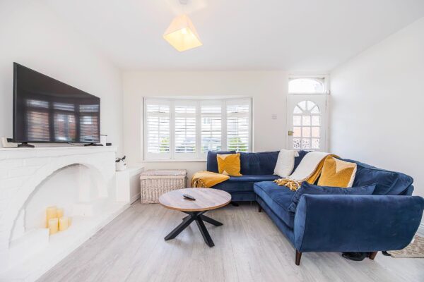 Gladstone Road, Buckhurst Hill, IG9