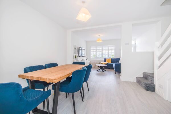 Gladstone Road, Buckhurst Hill, IG9