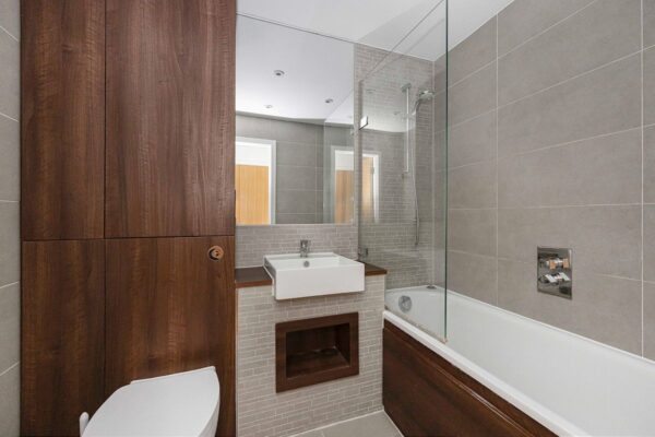 Sargasso Court, Bow, E3