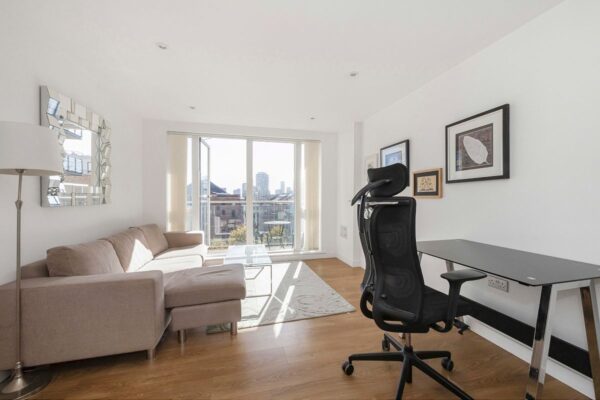 Sargasso Court, Bow, E3