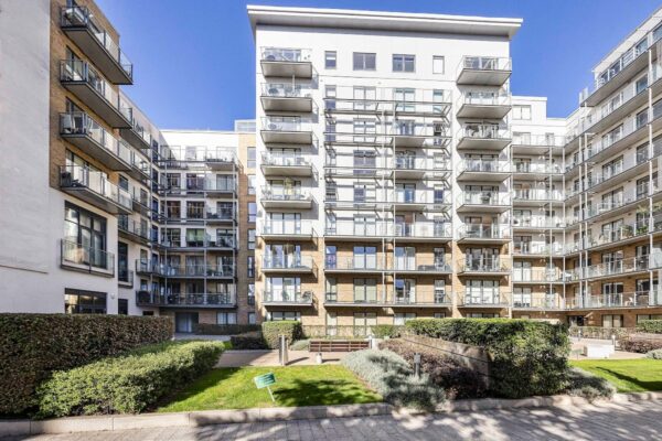 Sargasso Court, Bow, E3