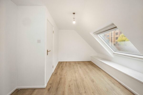 Leerdam Drive, Isle of Dogs, E14