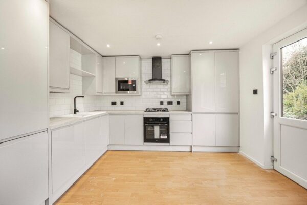 Leerdam Drive, Isle of Dogs, E14