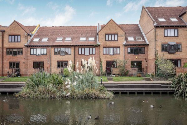 Leerdam Drive, Isle of Dogs, E14