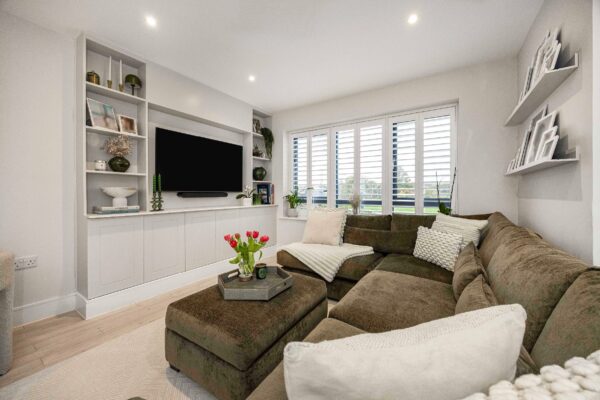 Park View, Chigwell,  IG7