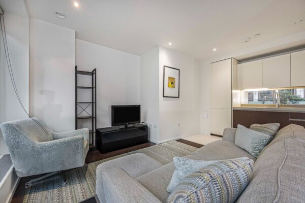 Baltimore Wharf, Canary Wharf, E14