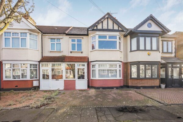 Bentley Drive, Ilford, IG2