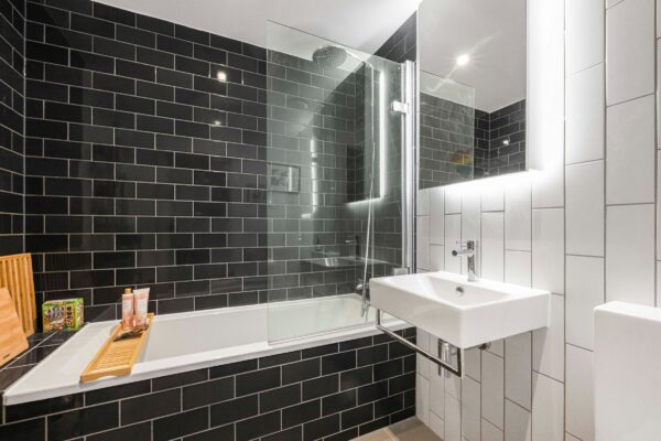 Marco Polo Tower, Royal Wharf, E16