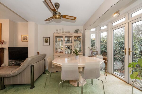 Glenthorne Gardens, Ilford, IG6