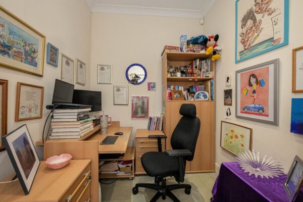 Glenthorne Gardens, Ilford, IG6