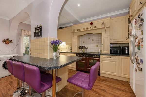 Glenthorne Gardens, Ilford, IG6