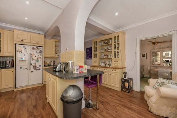 Glenthorne Gardens, Ilford, IG6