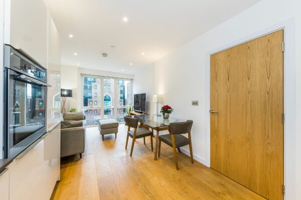 Waterford Court, Canary Wharf, E14