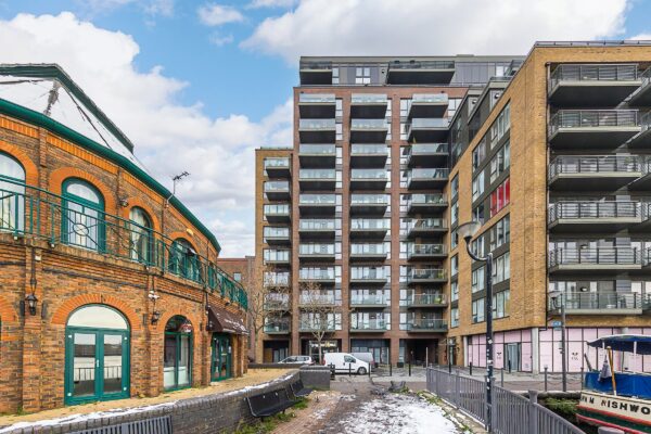 Waterford Court, Canary Wharf, E14