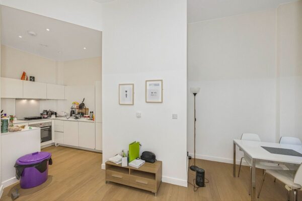 Violet Road, Bow, E3