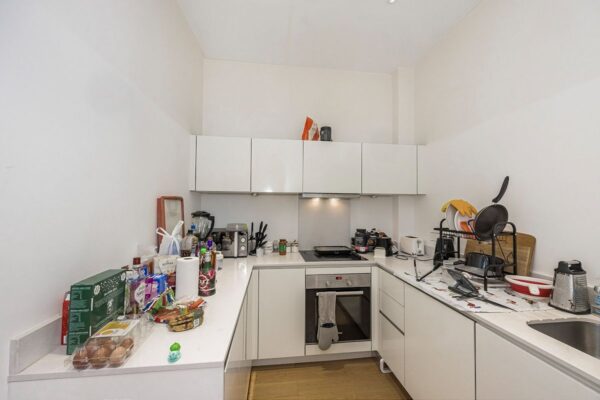 Violet Road, Bow, E3