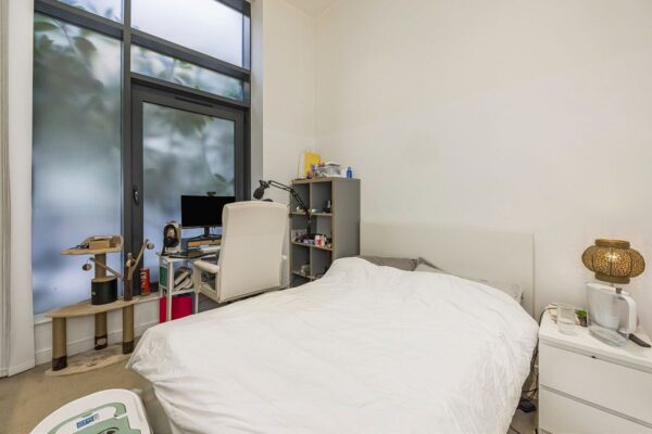 Violet Road, Bow, E3