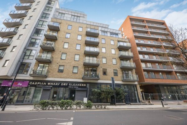 Violet Road, Bow, E3