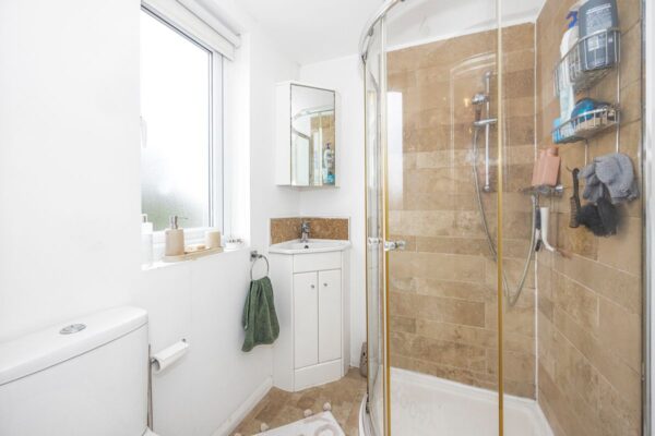 Hazelbrouck Gardens, Hainault, IG6