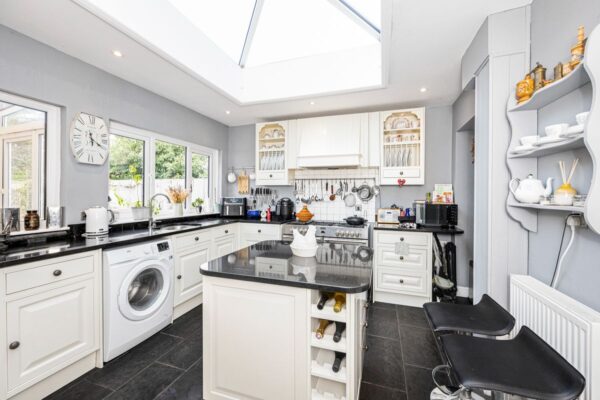 Hazelbrouck Gardens, Hainault, IG6