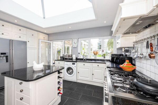 Hazelbrouck Gardens, Hainault, IG6